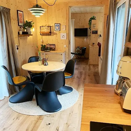 Holiday home Hjem - Tiny Homes Direkt Am Wald Zwischen Allgaeu & Bodensee Bergatreute